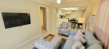 Atol Quad #3 1 Bedroom Home by Redawning