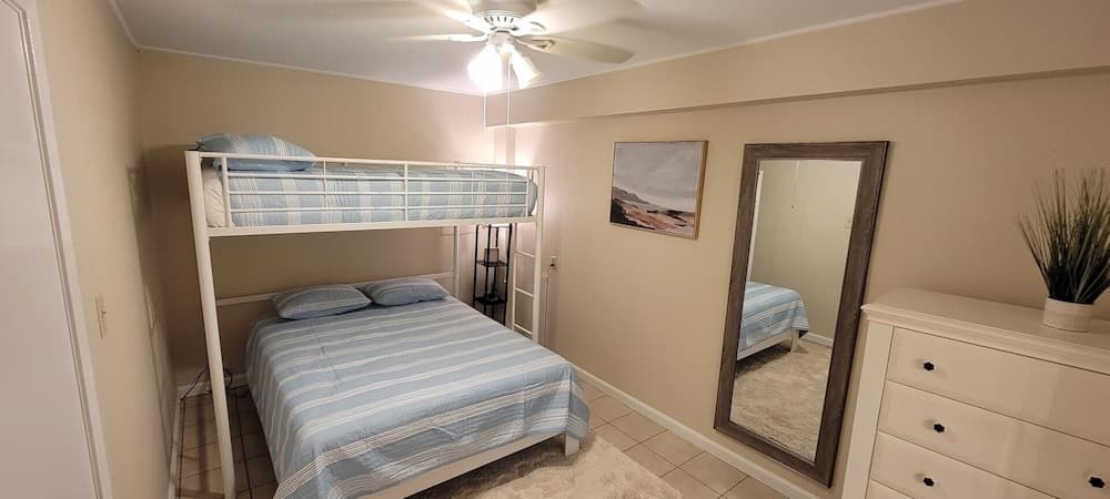 Atol Quad #3 1 Bedroom Home by Redawning