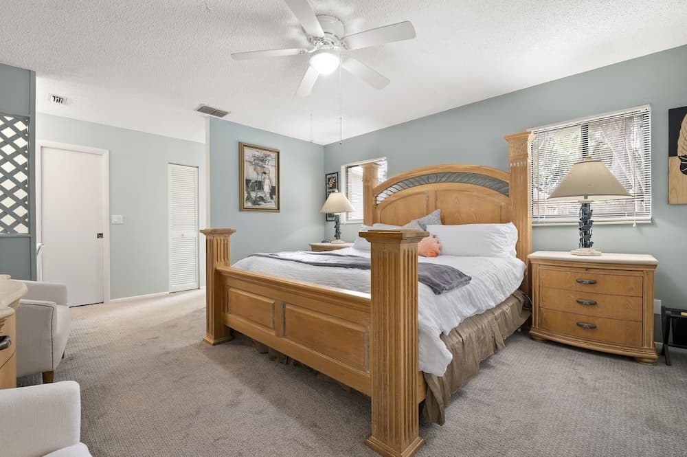 Jerry's Gem 3 Bedroom Home by Redawning