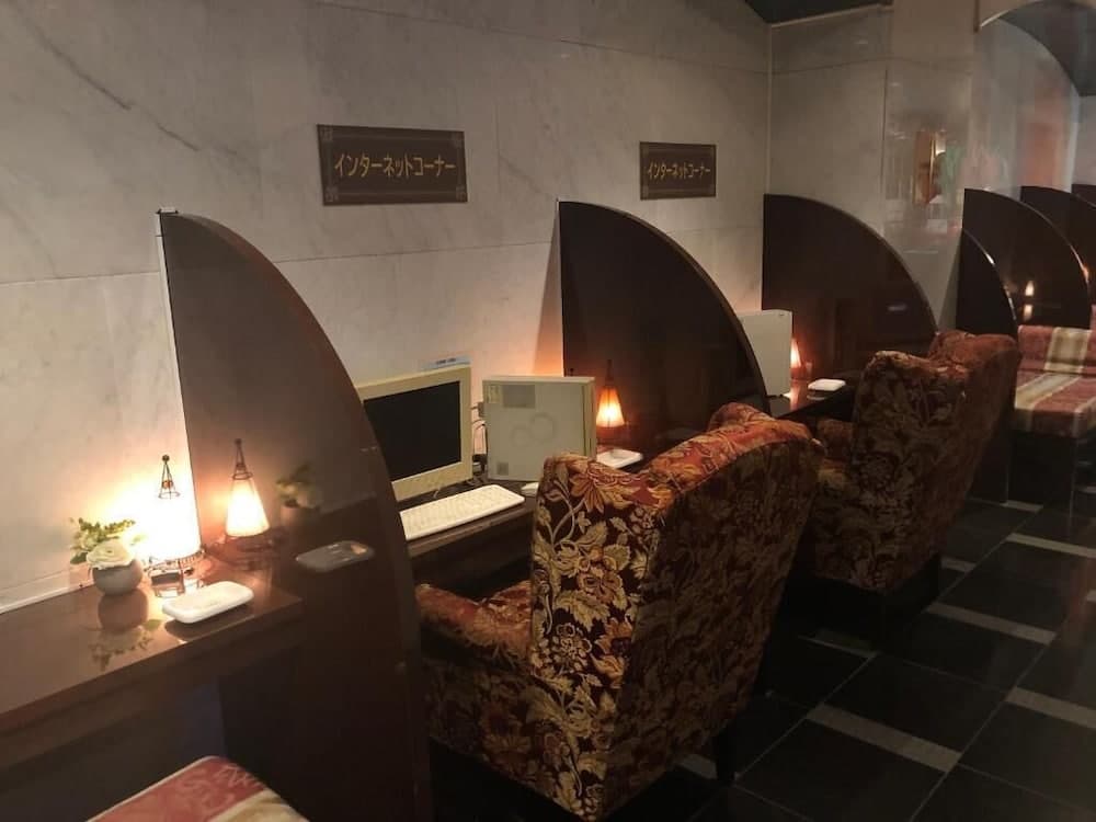 Restay Windy - Adults Only