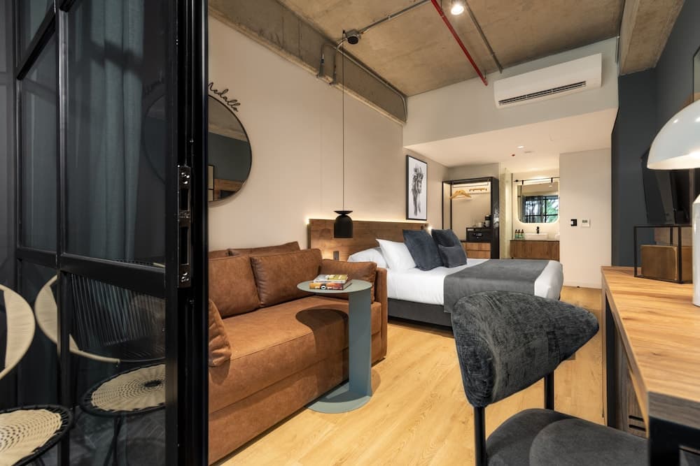 Hashtag 98 Hotel By Jalo