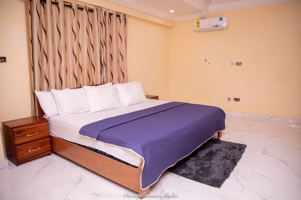 Washington Court Apartments