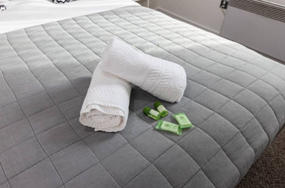 Old School - By Resify