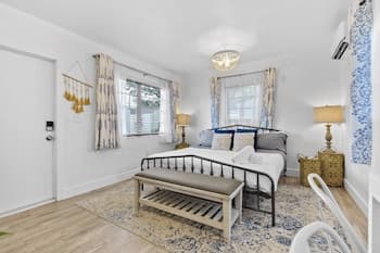 Art Design Bungalow Studio Outdoor Area