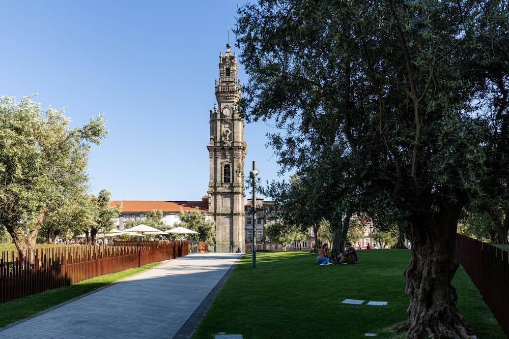 On Trend Nightlife Studio 103