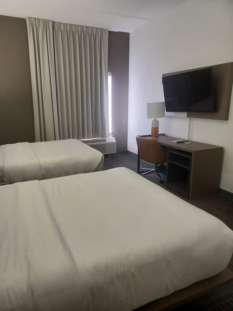 Comfort Inn & Suites Madison East Interstate I-90