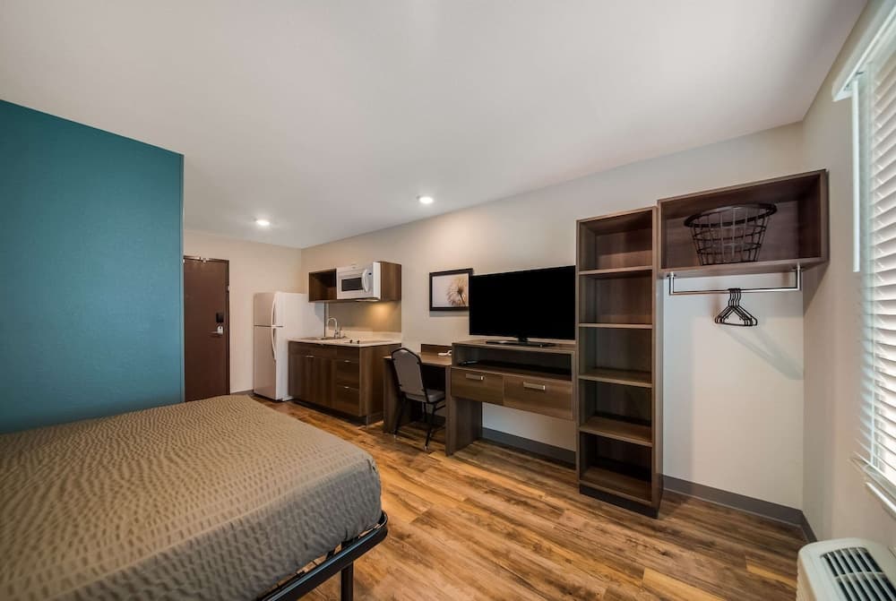 WoodSpring Suites Inverness