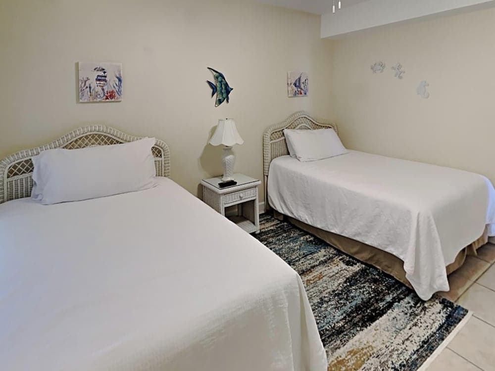 Twin Palms by Resort Collection