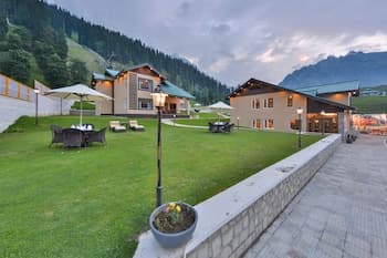 Pine Spring Resort Sonamarg