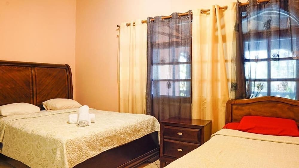 Marea Brava Hotel & Villas