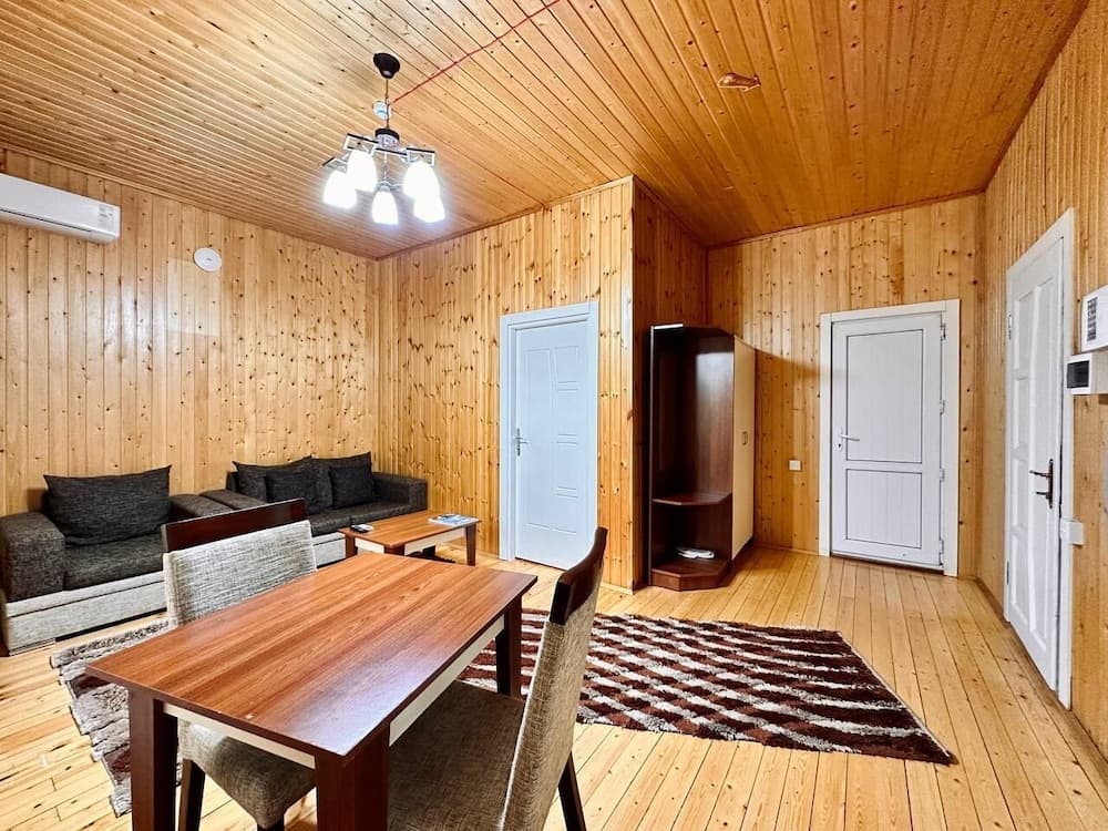 Deluxe Park Qusar Resort & Spa Hotel