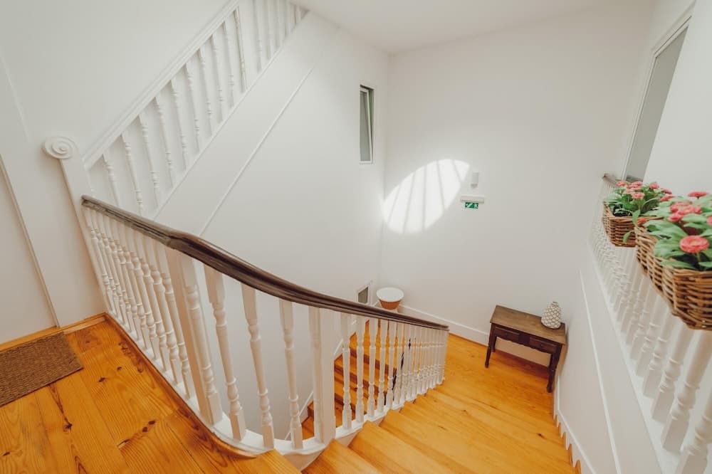 Porto Modern F in Oporto