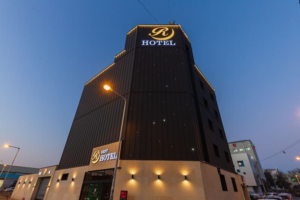 hotel image