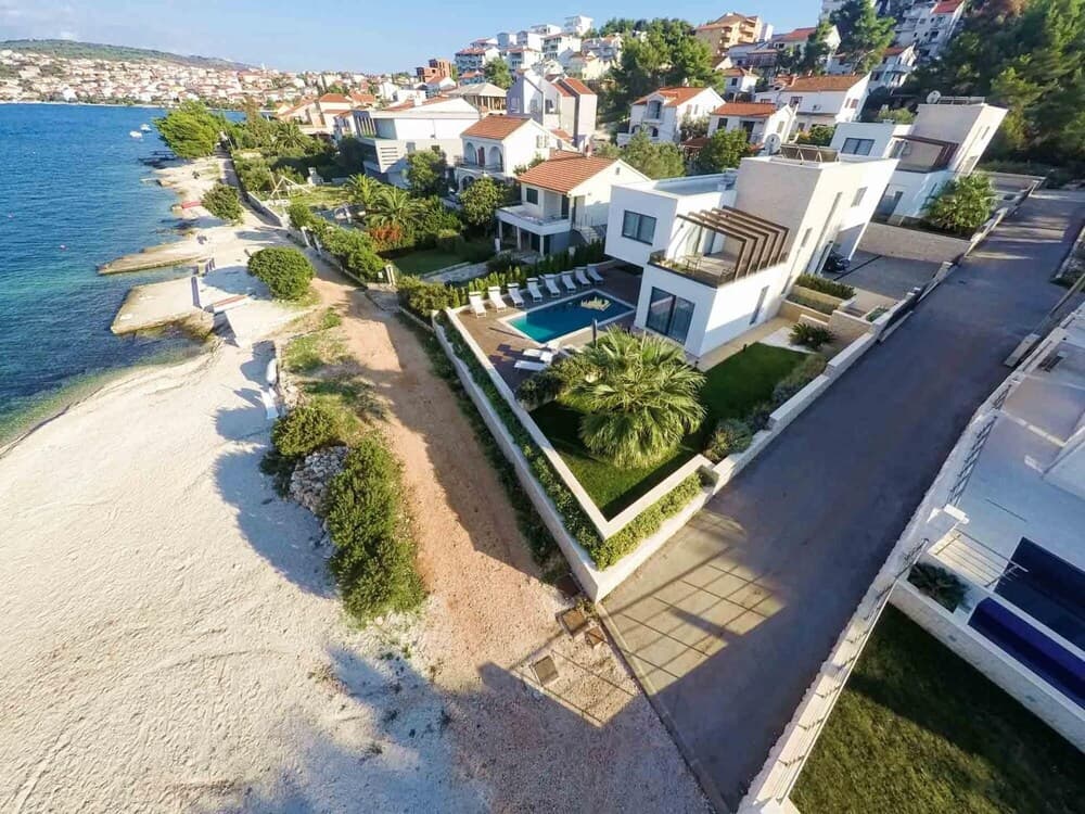Villa Trogir Twins 1
