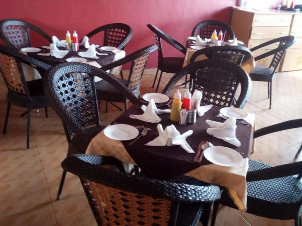 Bantu Hotel & Resort