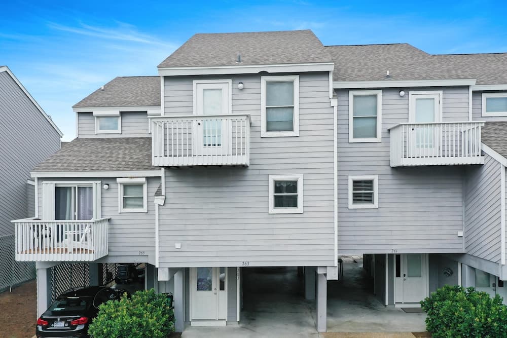 Barrier Dunes 263 - 81 Cape Paradise