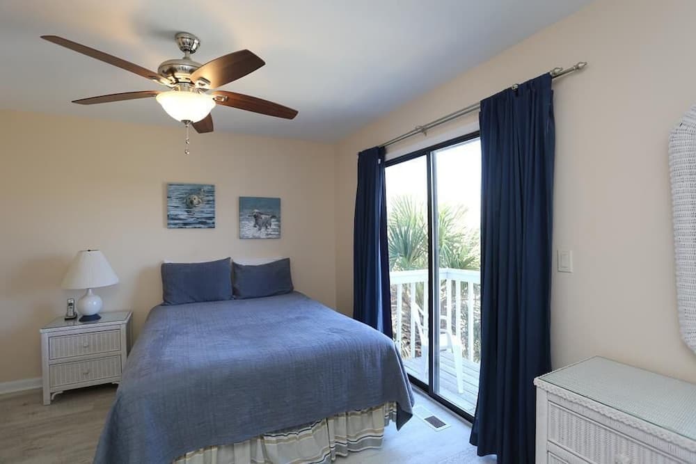 Barrier Dunes 497 - 33