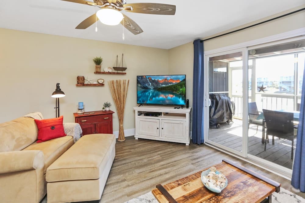 Barrier Dunes 157 - 118 The Expatriate