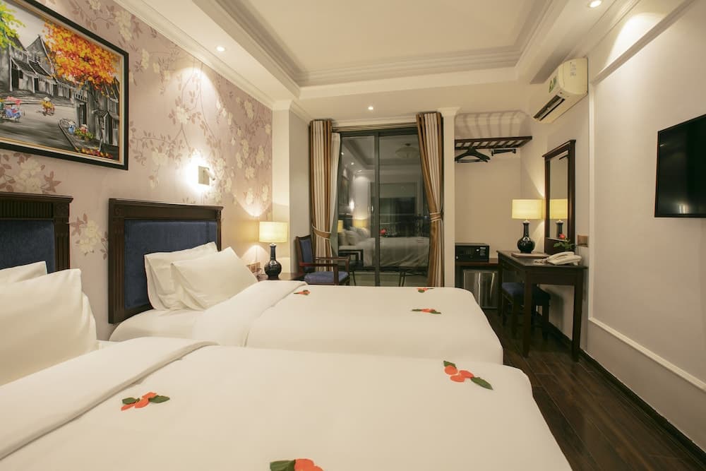 Golden Legend Boutique Hotel