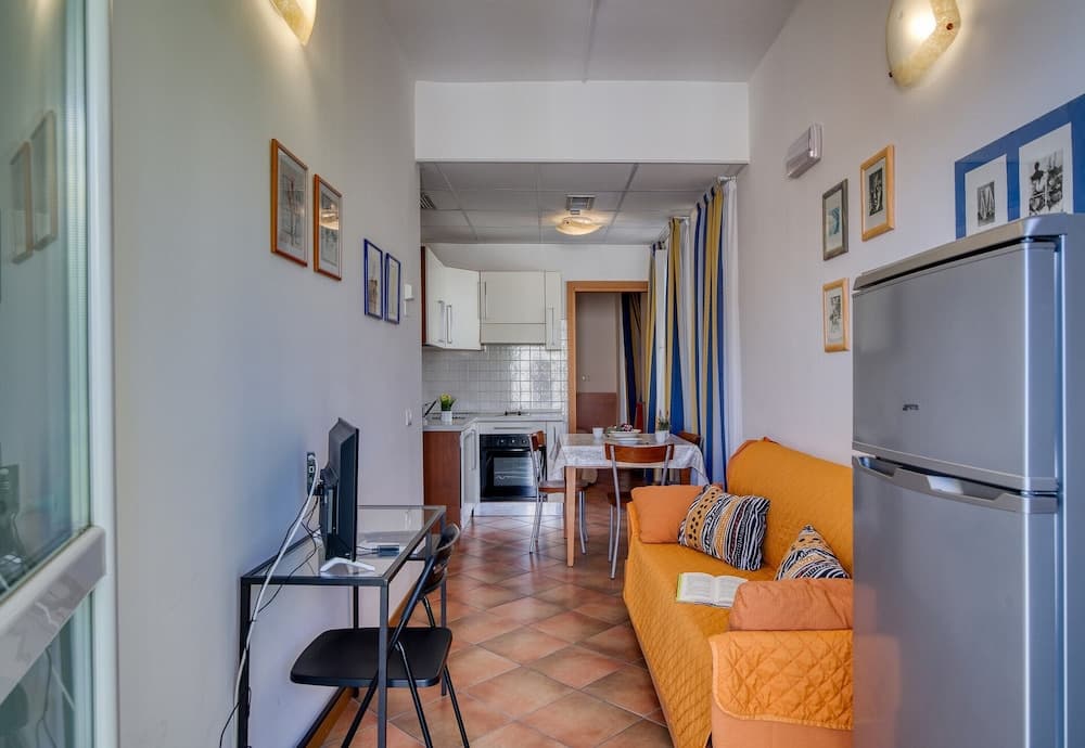 Frontline Beach 16 - B3 - Near To The Sea