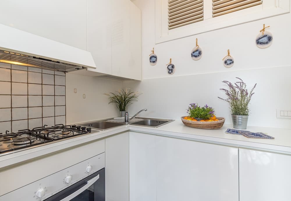 I Fari 98 600mt From The Beach