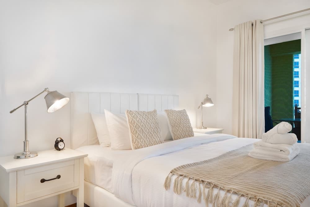 Maison Privee - Modern and Airy 2BR in Palm Jumeirah