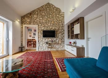 Casa del Sole CFH in Sutivan