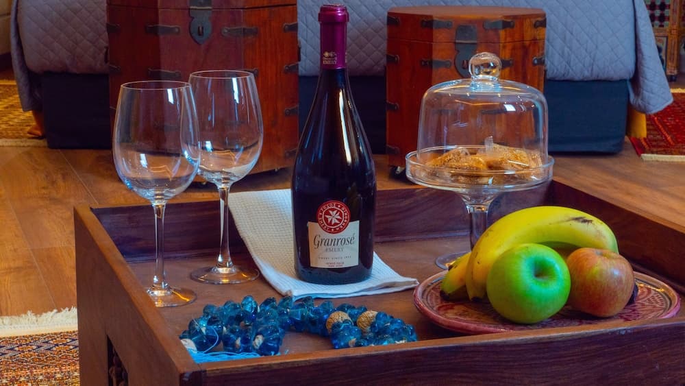 utopia luxury suites