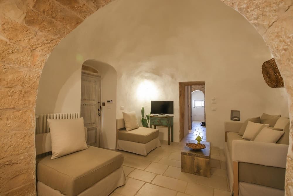 Ba-f376-clam0at - Trulli Lamascrasciola