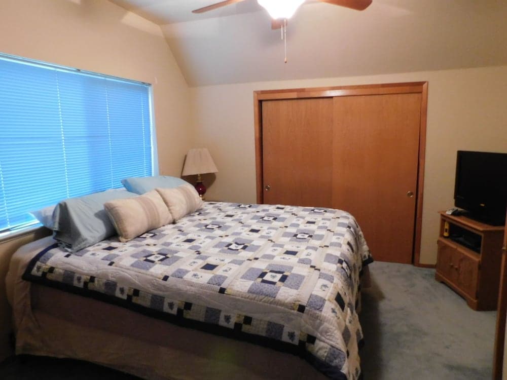 The Cold Fisherman 297 4 Bedroom Cabin by Redawning