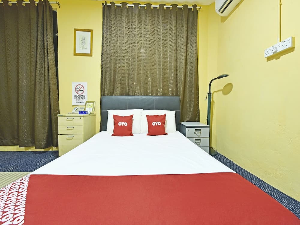 OYO 90535 Wakaf Bharu Inn