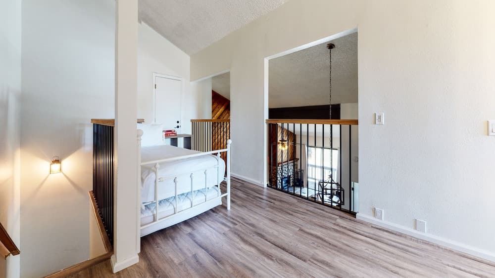 Crestview #2 - Close to The Village, Near Year-round Outdoor Activities