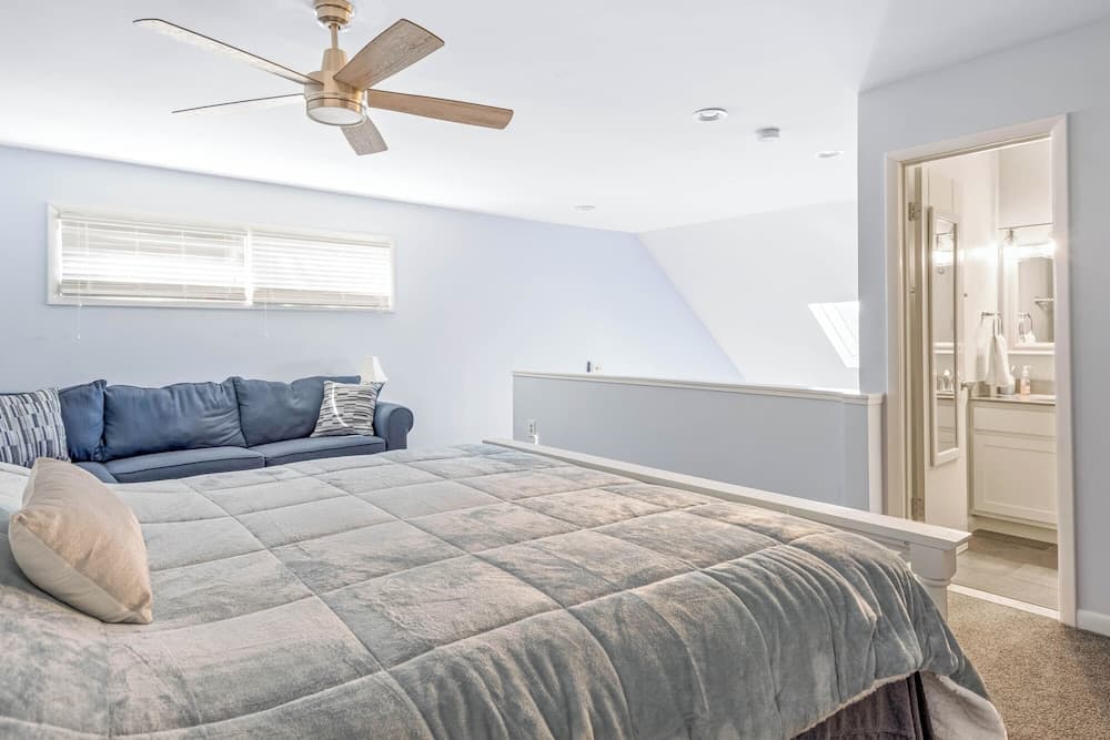 Lakeview Landing Pristine 3BR Condo