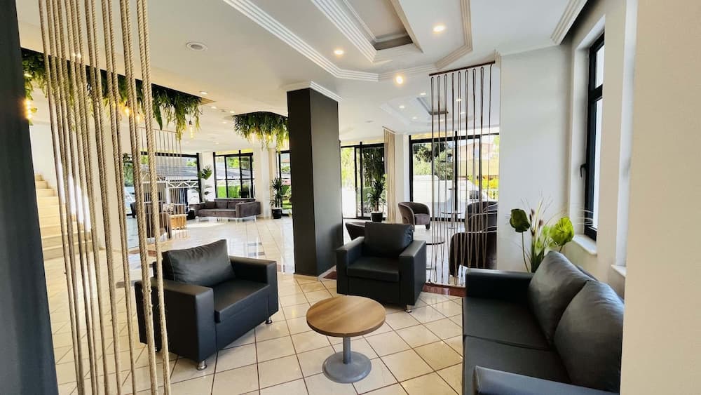 Akar Palace Resort Hotel