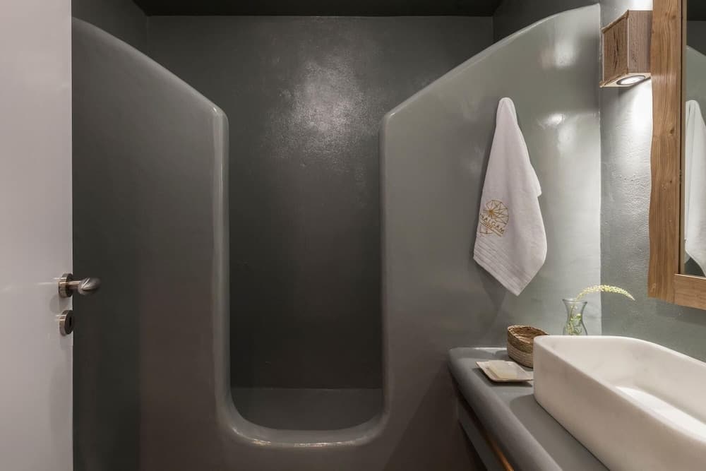 Amalgam Homes Paros Aiolos Private Pool Jacuzzi Villa