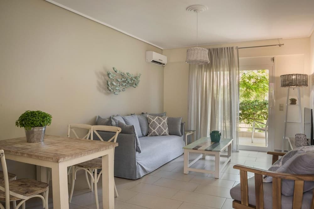 Eucalyptus Apartments Apartment Thalassa