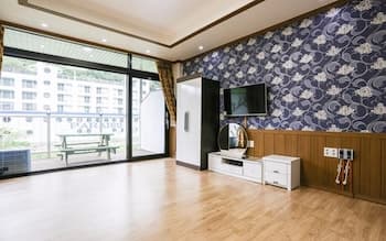 Yangsan Doyeon Valley Pension