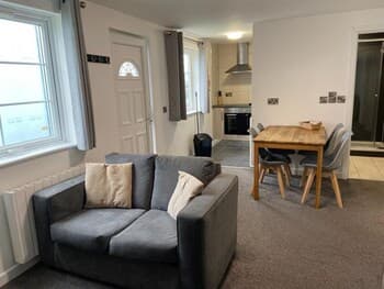 Beautiful 2 Bedroom Apartment Ilfracombe