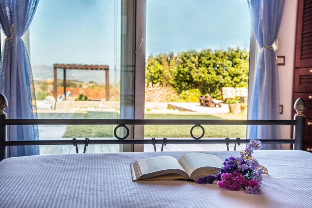 Glan Y Mor Villa Villa With Outdoor Pool