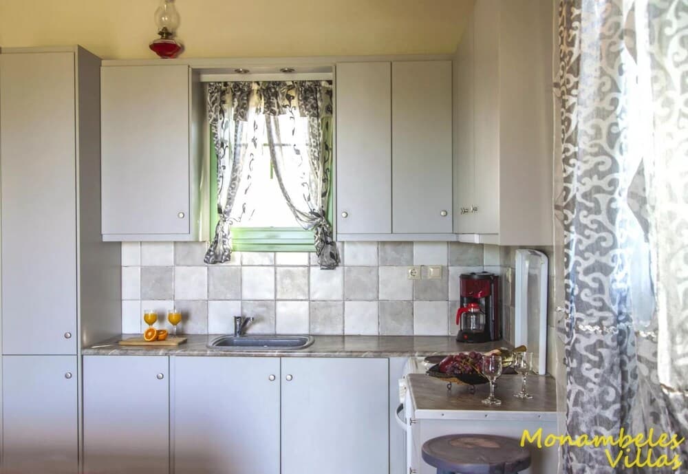 Monambeles Villas 2-bedroom Villa Elvira-elena-valentina