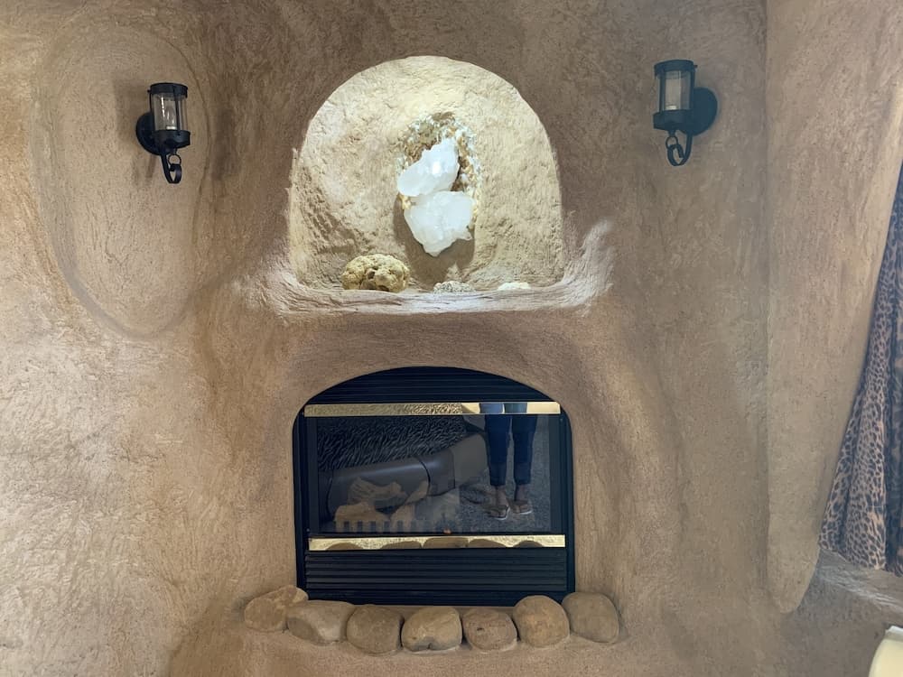 Designer Inn & Suites