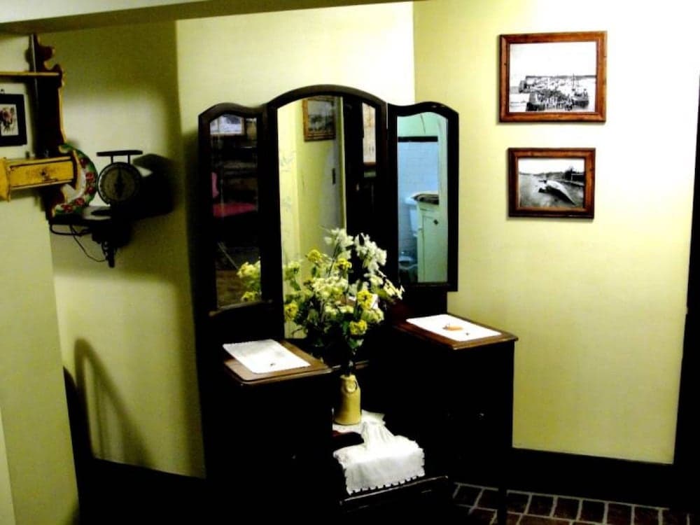 Alaska Heritage House Bed and Breakfast