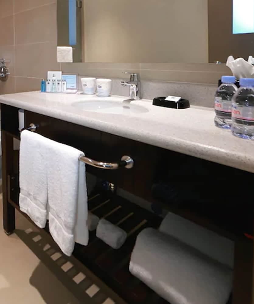 Hampton by Hilton Panama