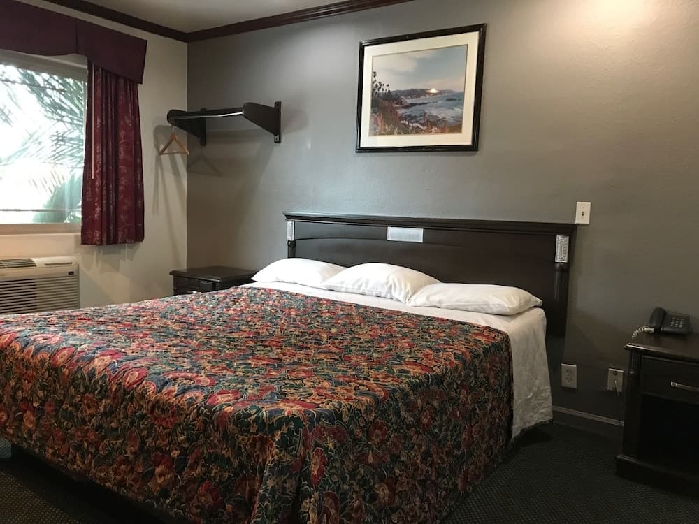 Starlight Inn Canoga Park