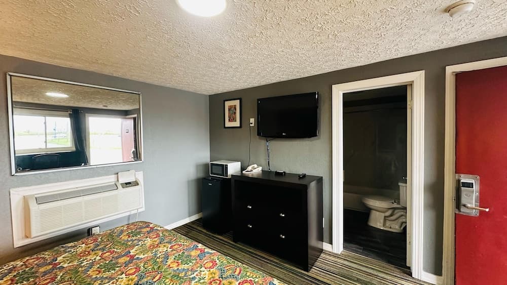 Catalina Airport Motel