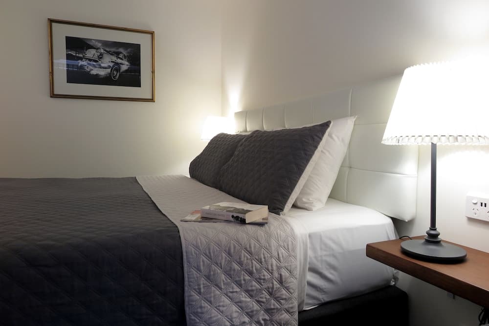 Summerhill Motor Inn