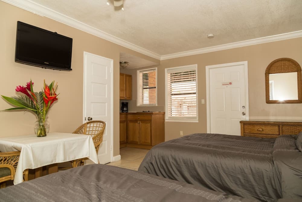 Riptide Oceanfront Hotel