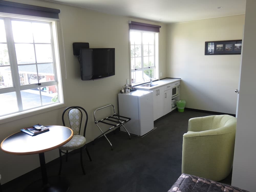 Admirals Motor Lodge