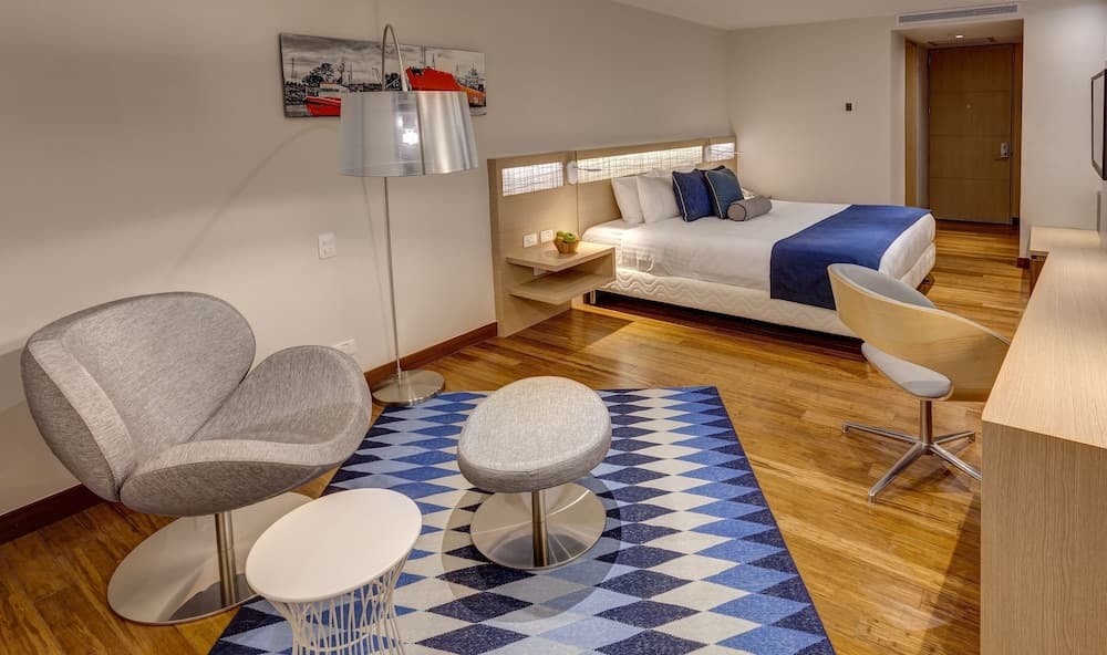 Cosmos Pacifico Hotel