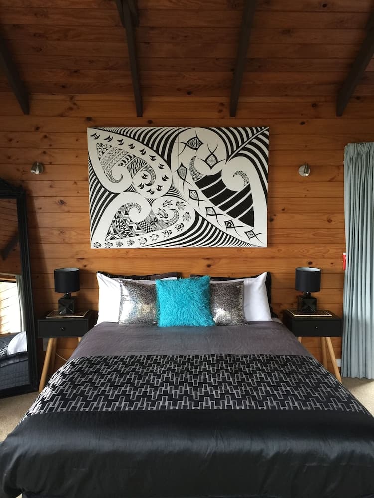 Grafton Cottage & Chalets